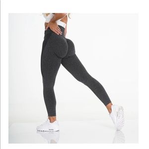 NVGTN Black Speckled Seamless legging